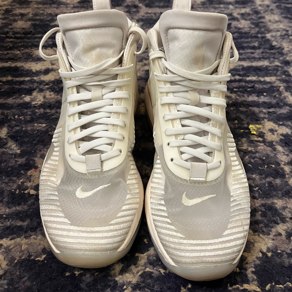Nike Lebron X John Elliott men’s size 9.5